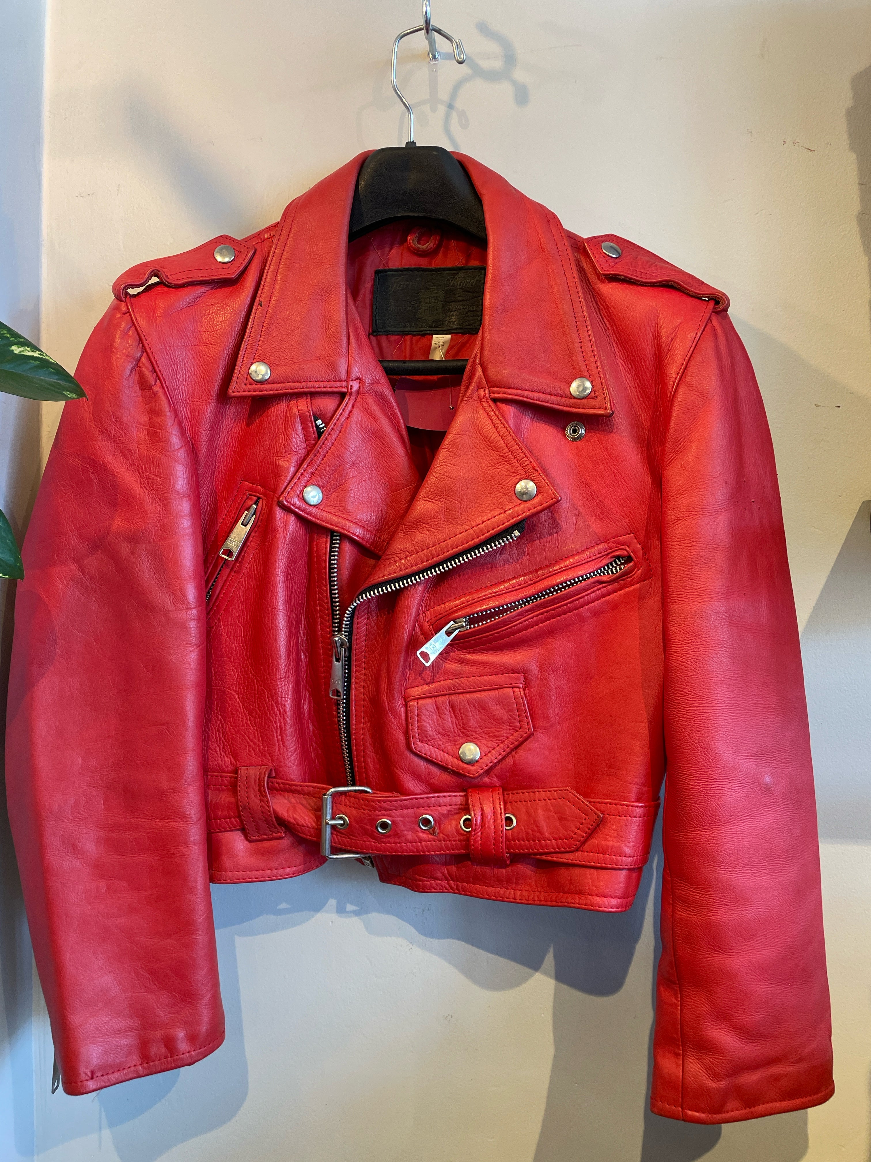 Vintage Size M Jacket – Raspberry Beret
