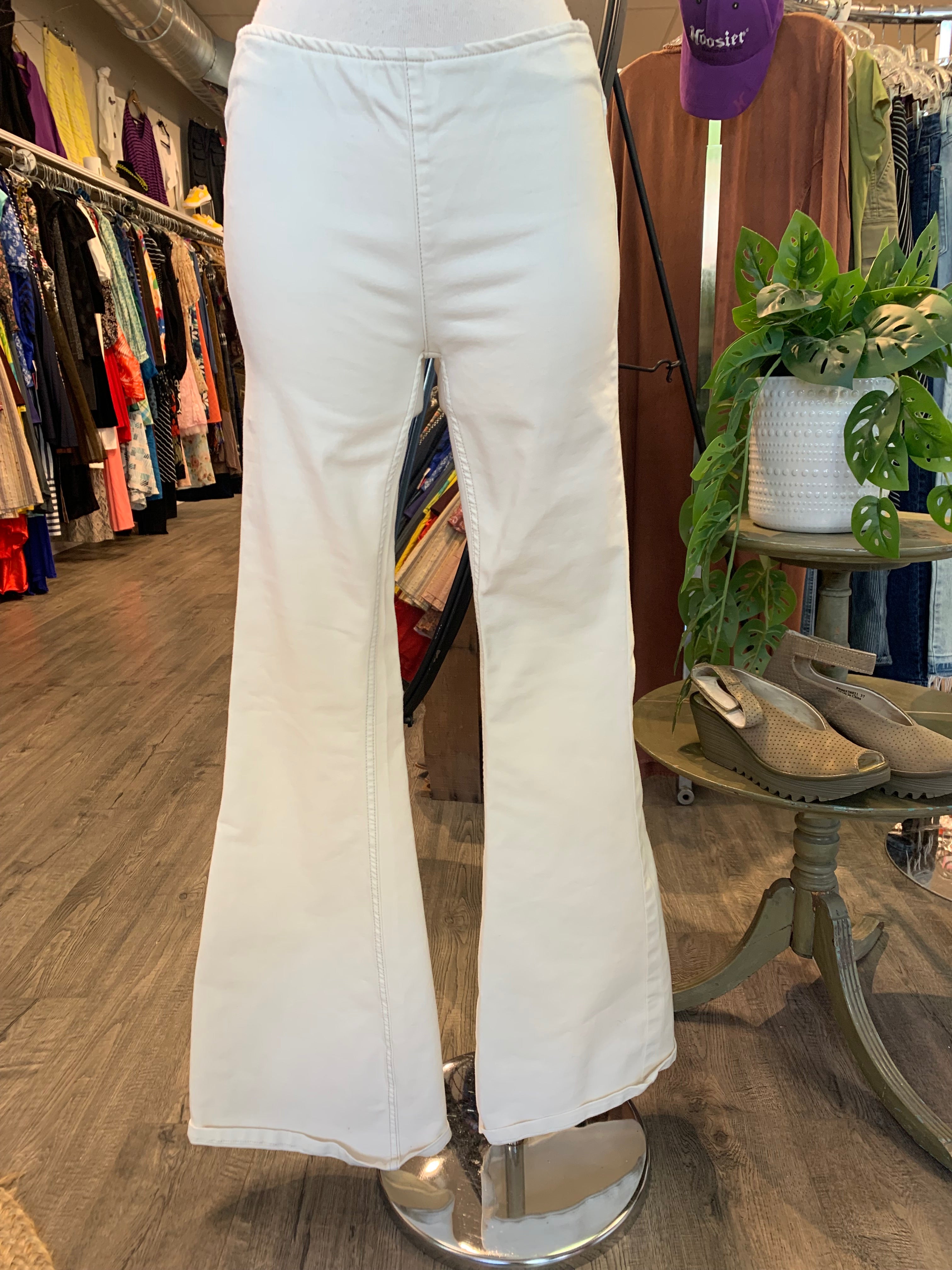 Pants – Raspberry Beret