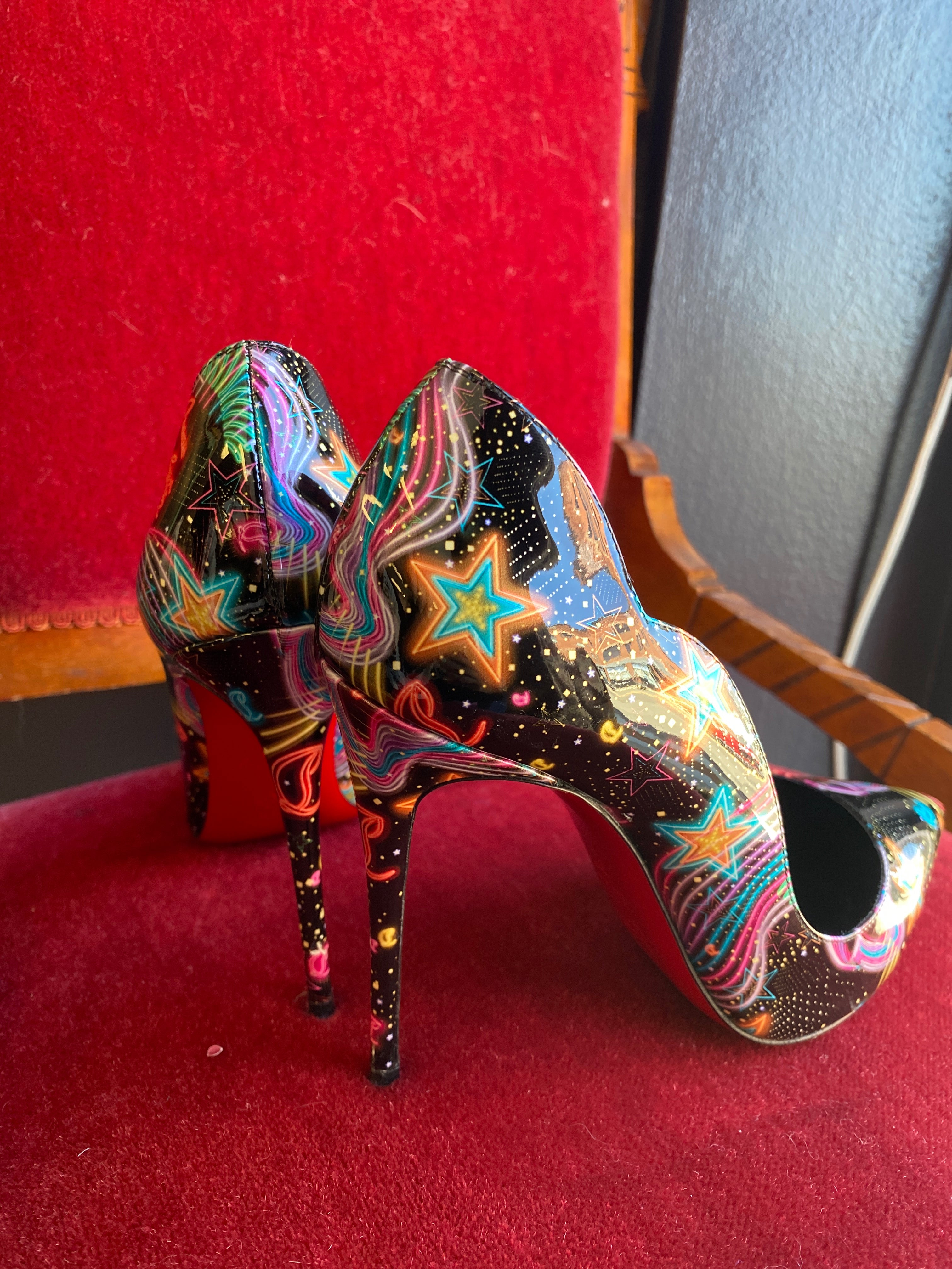 Christian Louboutin Shoe Size 7 Heels – Raspberry Beret