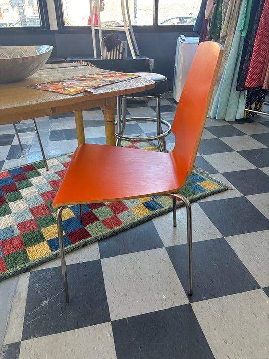 Furniture & Housewares
