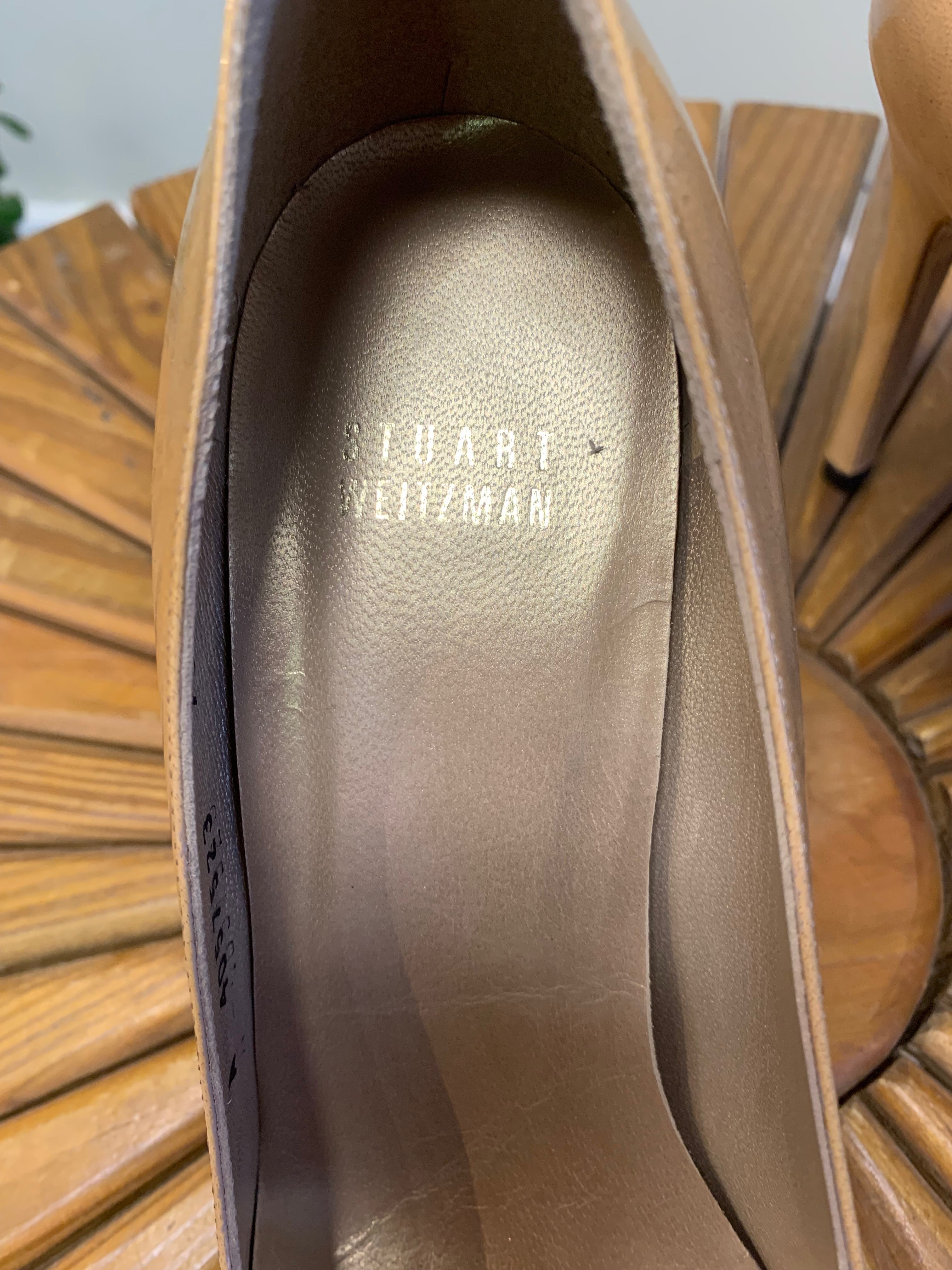 Stuart Weitzman Shoe Size 7.5 Shoes – Raspberry Beret