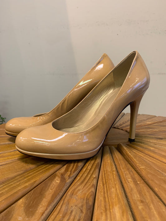 Stuart Weitzman Shoe Size 7.5 Shoes