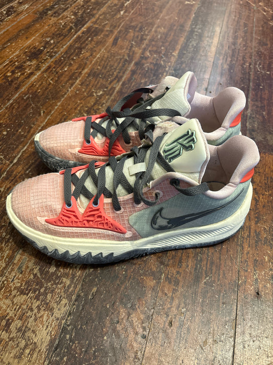 Nike Shoe Size 8 Sneakers