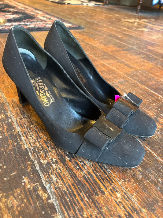 Salvatore Ferragamo Shoe Size 10 Heels