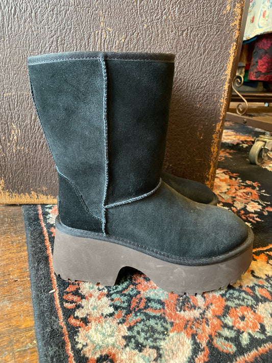 Ugg Shoe Size 8 Boots